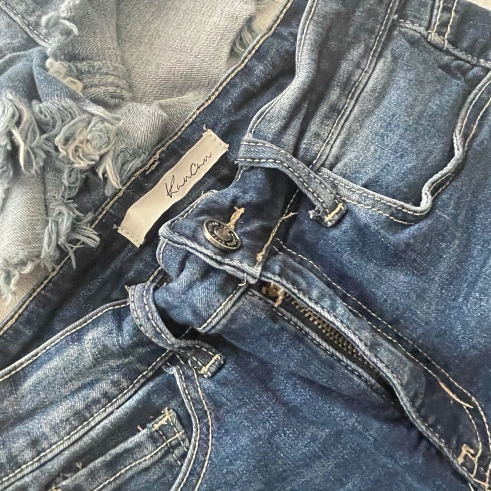 Four Pairs of Denim Shorts, Sizes 2, 24 ,25, S - Picture 10 of 15